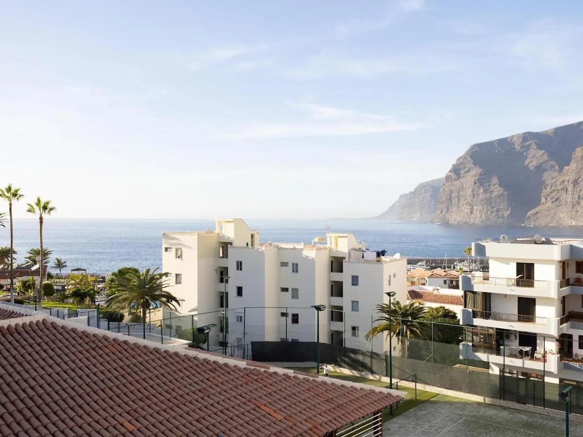 Lightbooking Los Gigantes Tenerife Acantilado de los Gigantes Daire